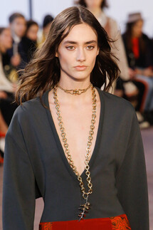 Details Chloé Fall 2018 Ready-to-Wear , Детали коллекции Хлоя осень зима 2018 , Fashion show , неделя моды в Париже , PFW , Paris Fashion Week , Mainstyles